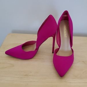 Pumps! Worn 1x for event